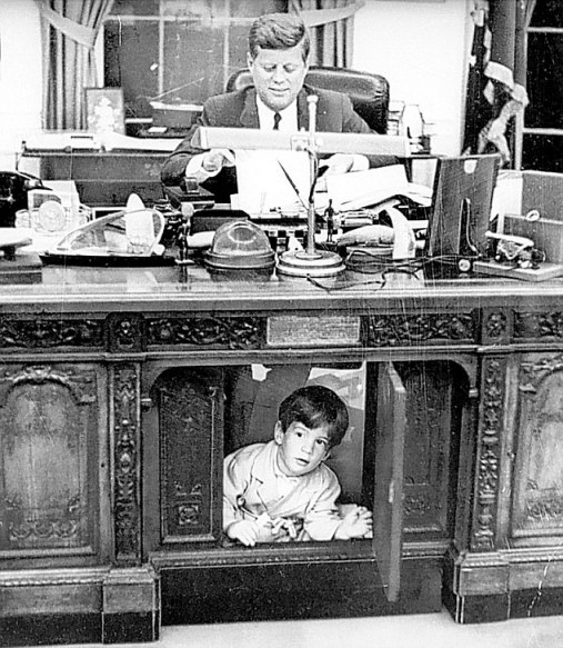 The History Of The Resolute Desk The Enchanted Manor