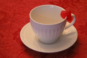 Queen of Hearts Party teacup with candy heart