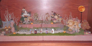 2012 Halloween Boyds Bear Village