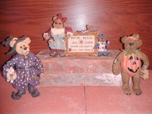 2012 Halloween Boyds figurines