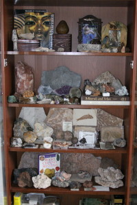 Rock Shelf 1