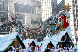 Macy's Thanksgiving Day Parade - Santa