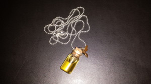 Honey-pot bottle necklace