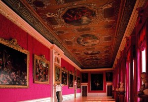 Kensington Palace - King's Gallery 2