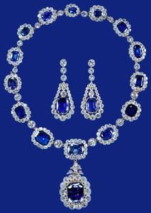 King George VI Victorian necklace and earrings