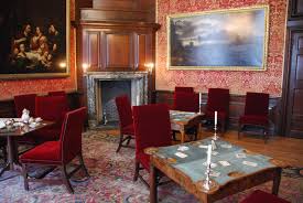 Hampton Court - Queen's Drawing Room
