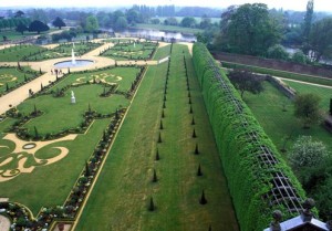 View of Privy Garden from King's Apartments