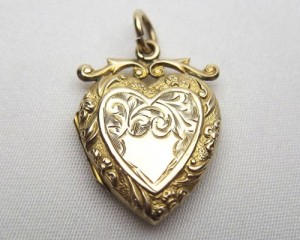 Heart locket